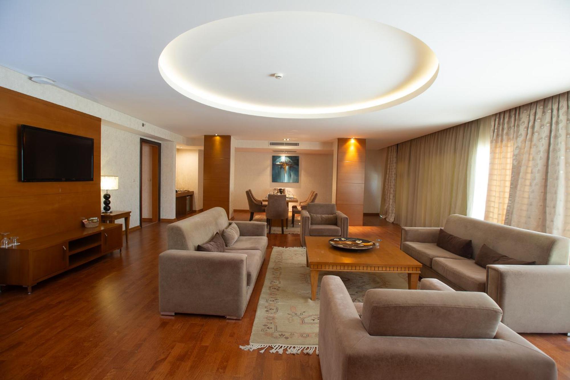 Anemon Grand Malatya Otel Zewnętrze zdjęcie