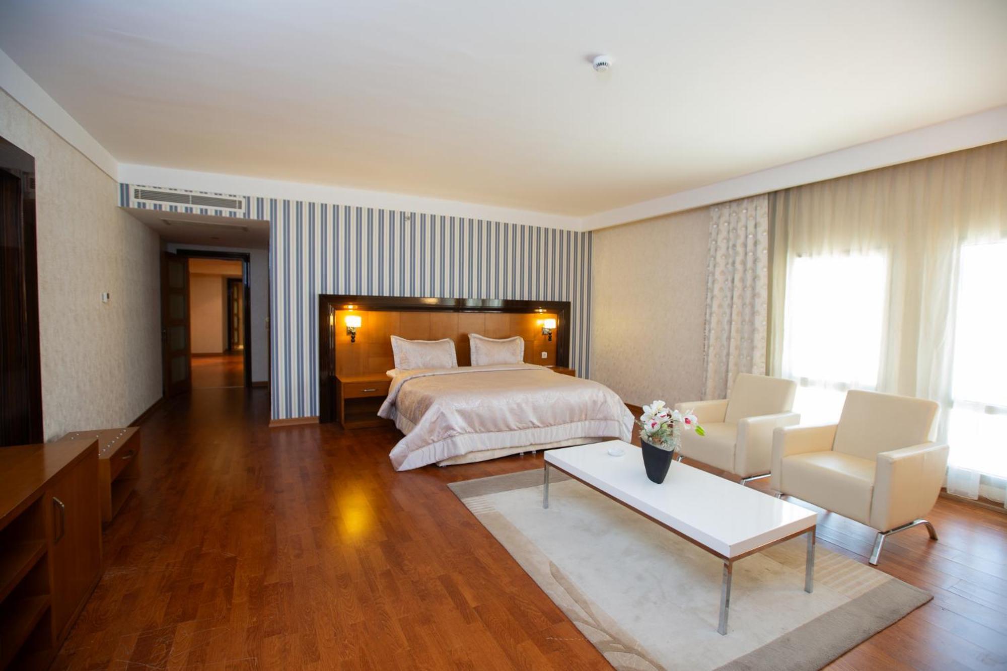 Anemon Grand Malatya Otel Zewnętrze zdjęcie