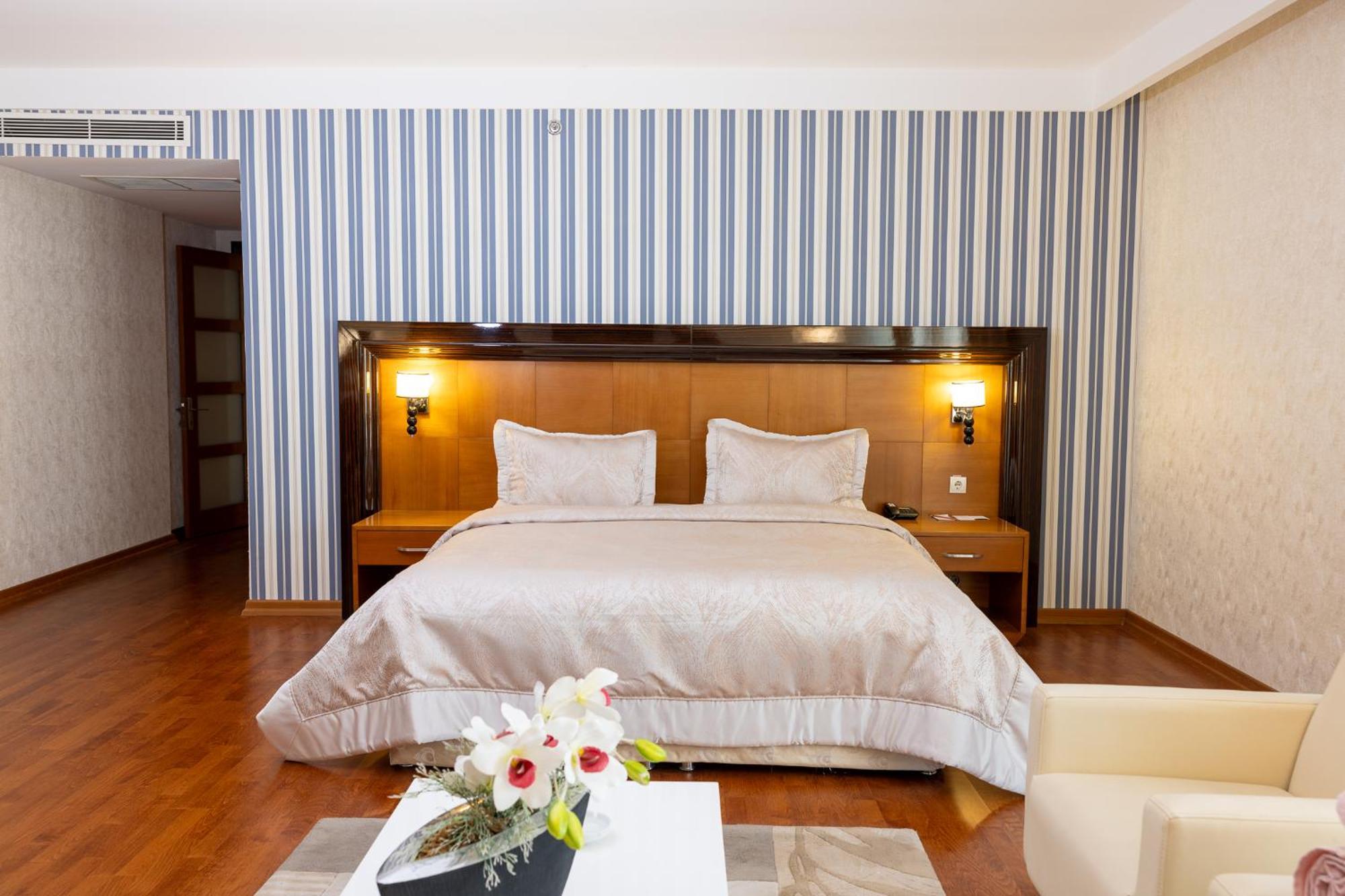 Anemon Grand Malatya Otel Zewnętrze zdjęcie